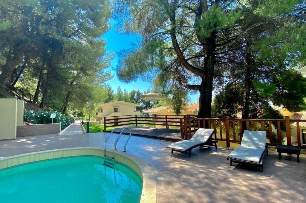 Вид Greek Pride Cronwell Rahoni 5*