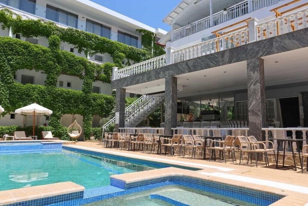 Панорама Olympic Kosma Hotel & Villas 3*