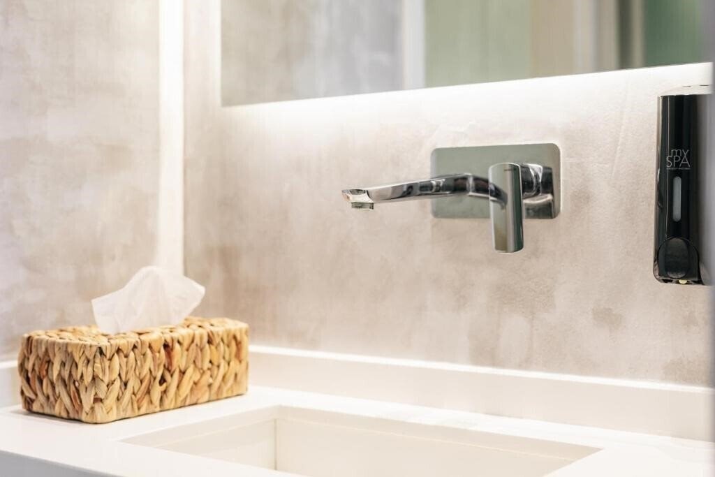 Апартаменты Amalthia Luxury Suites 4*