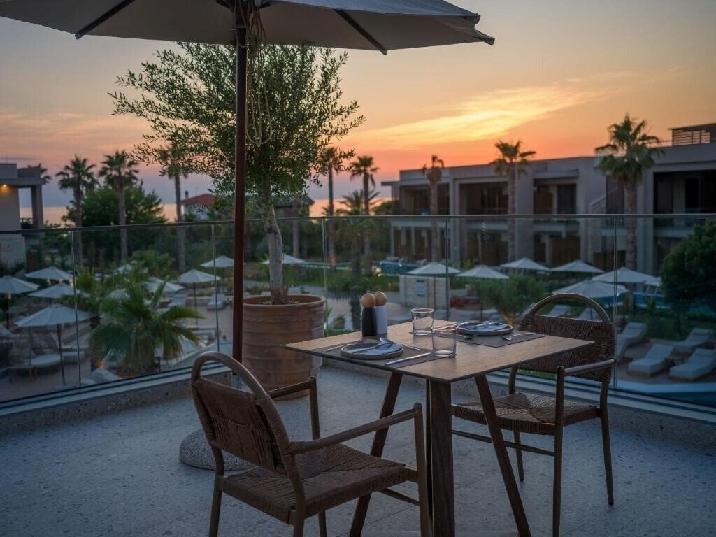 Панорама Portes Theros 5*