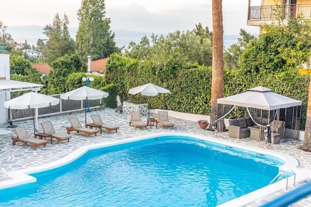 Территория Theo Bungalows 3*