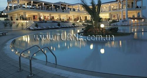 Територія Alexandros Hotel 4*