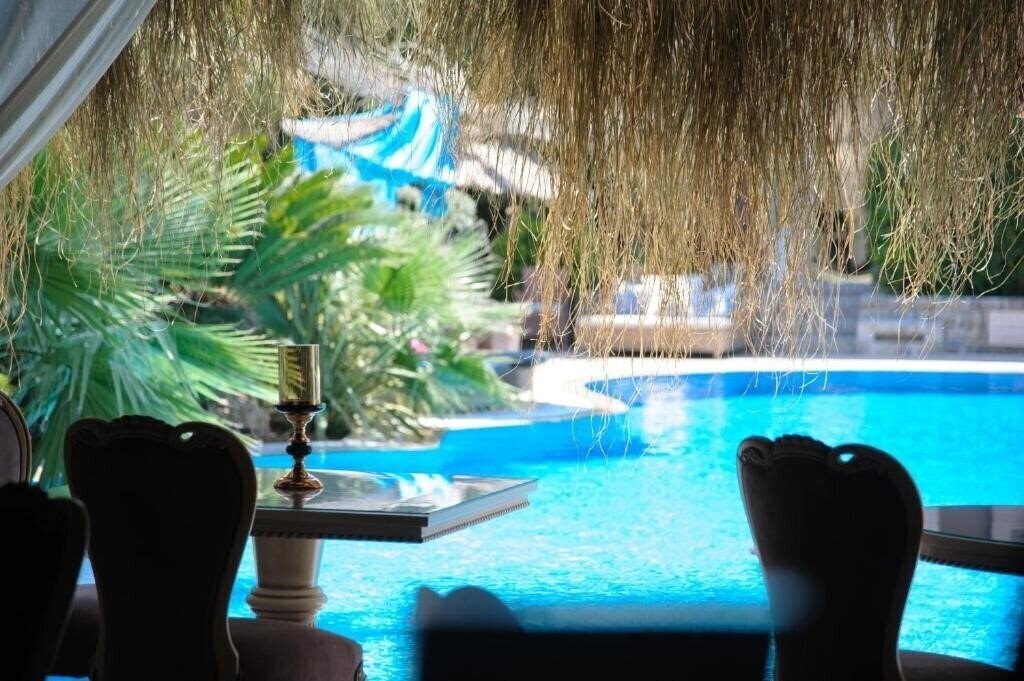 Панорама Achtis 4*