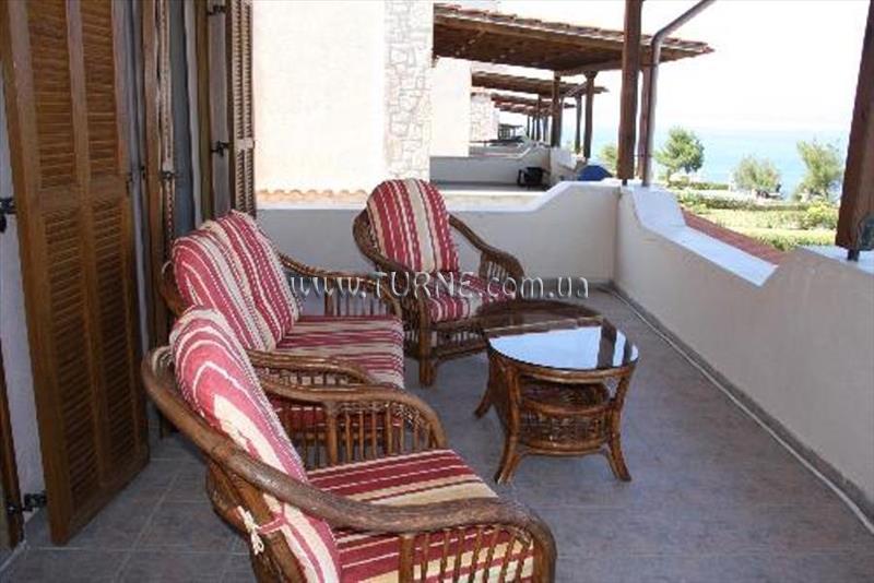 Територія Villa Roubini вилла