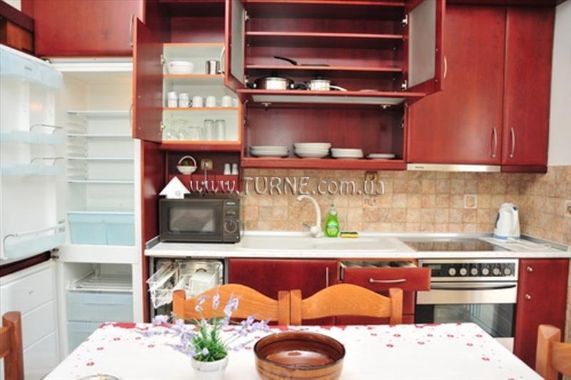 Панорама Family Apartments 2*