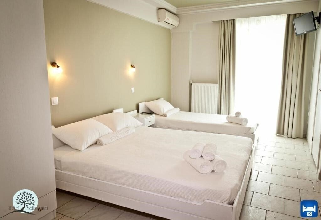 Вид Melissanthi Dionisiou Beach 3*