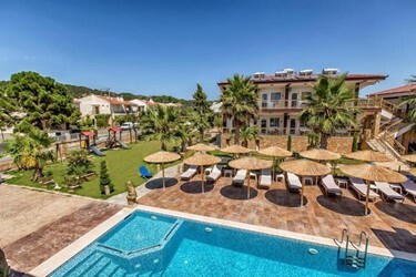 Отель Ioli Village Hotel Apartments 3*