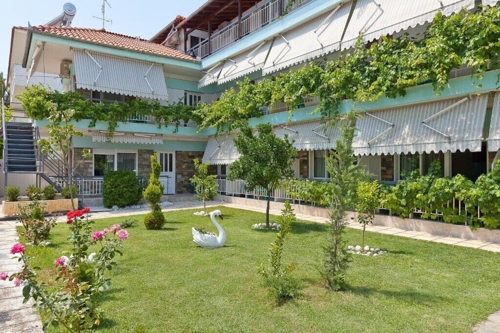 Фотография Artemis Apartments апартаменты