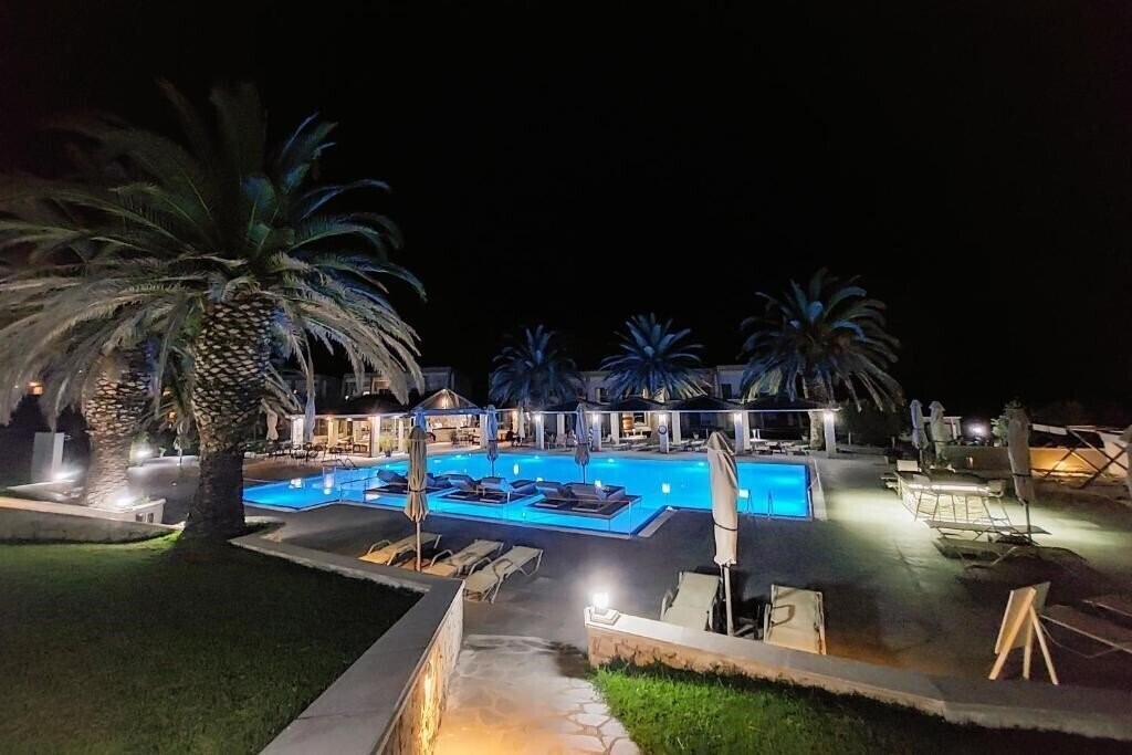 Панорама Iris Hotel Siviri 3*