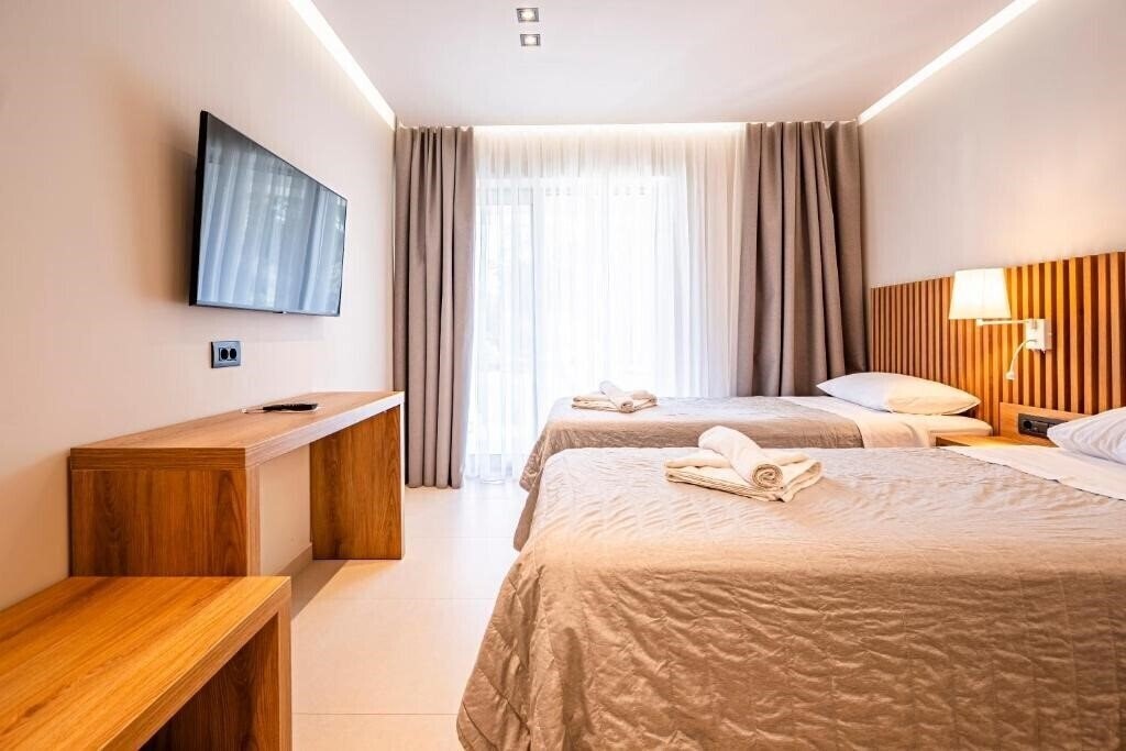 Картинка Chrousso Village Hotel 4*