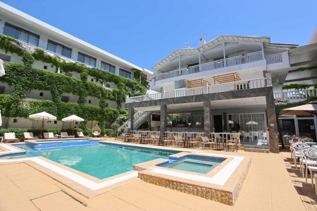 Отель Olympic Kosma Hotel & Villas 3*