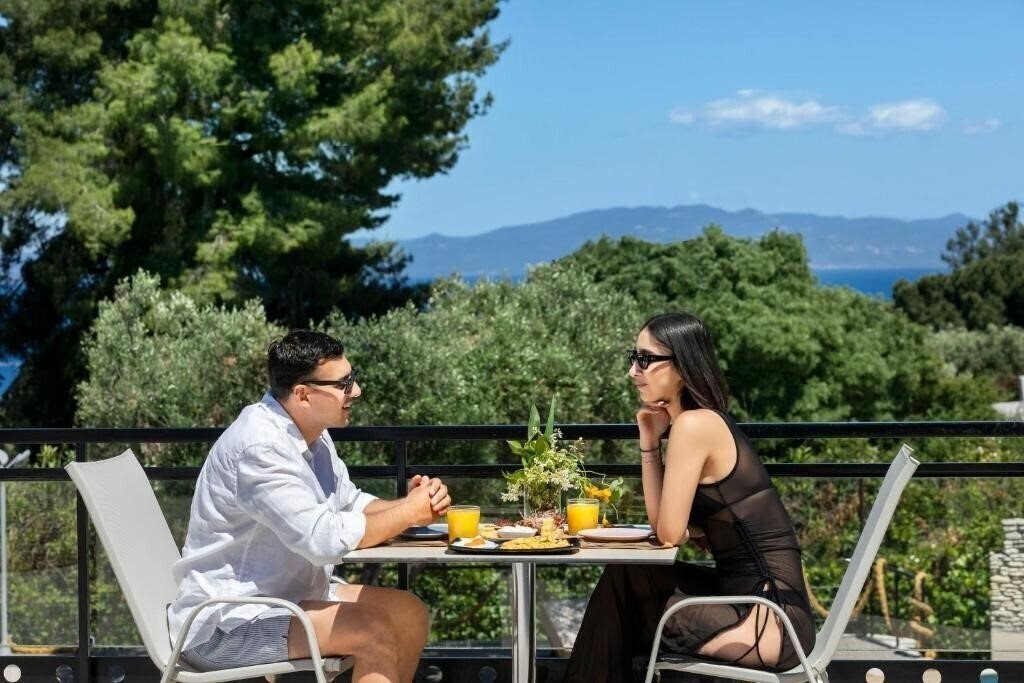 Панорама Ohana Hotel 4*