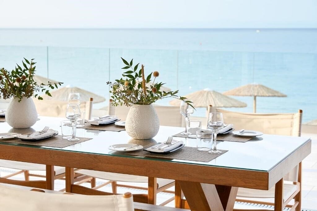 Вид Grecotel Pella Beach 4*