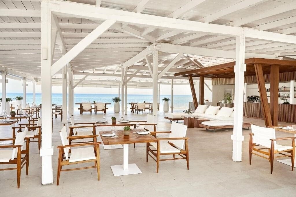 Территория Grecotel Pella Beach 4*