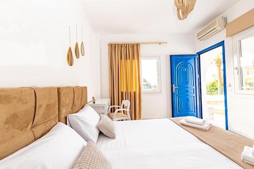 Панорама Theo Bungalows 3*