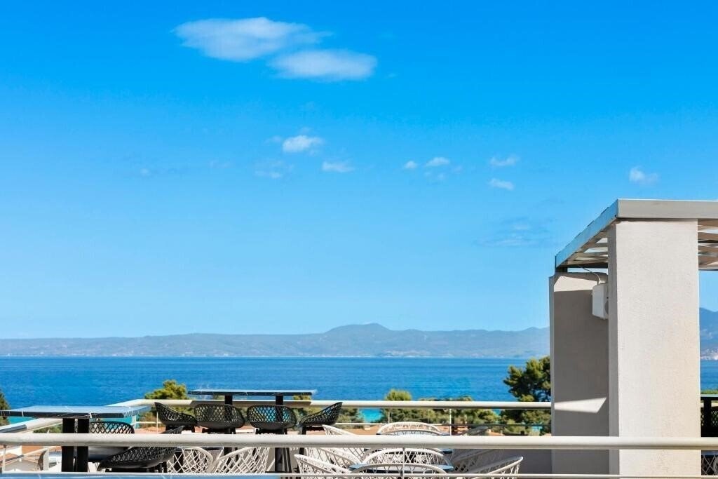 Панорама Arya Hotel 3*