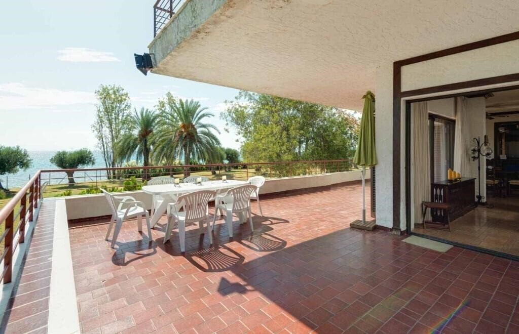 Вид Malt Beachfront Villa 4*