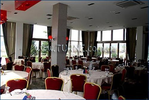 Апартаменти Dedis Hotel 3*