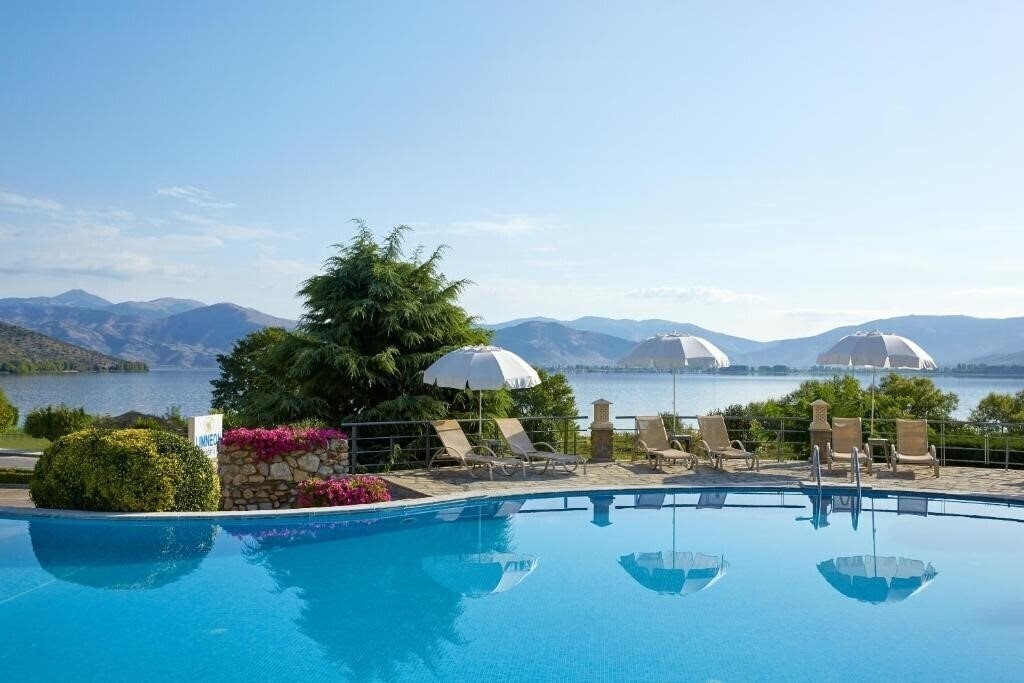 Территория Limneon Resort & SPA 4*