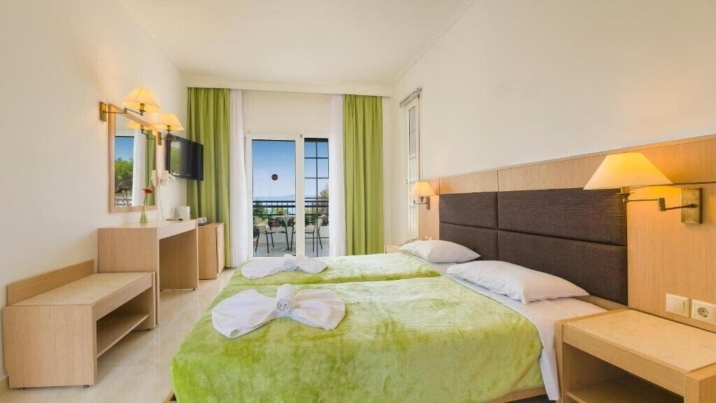 Изображение Halkidiki Palace 4*