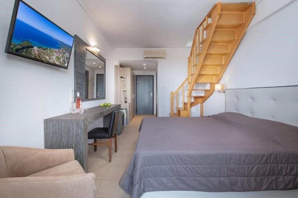 Вид Lagomandra Hotel & SPA 4*