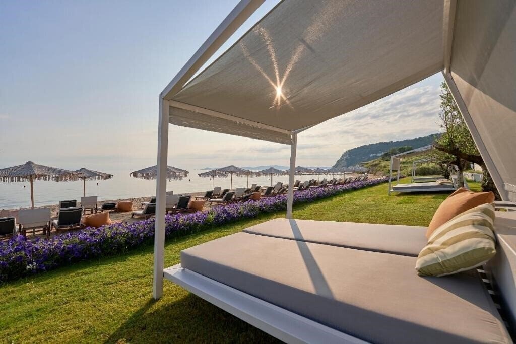 Апартаменти Mount Athos Resort 5*