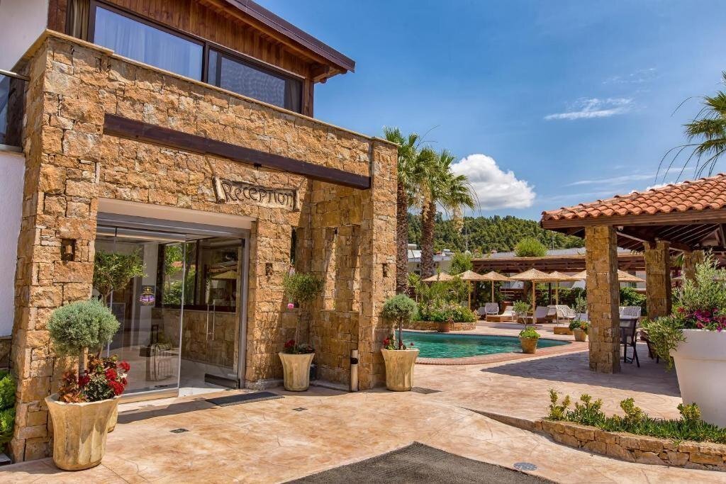 Фотография Greek Pride Seafront Hotel 4*