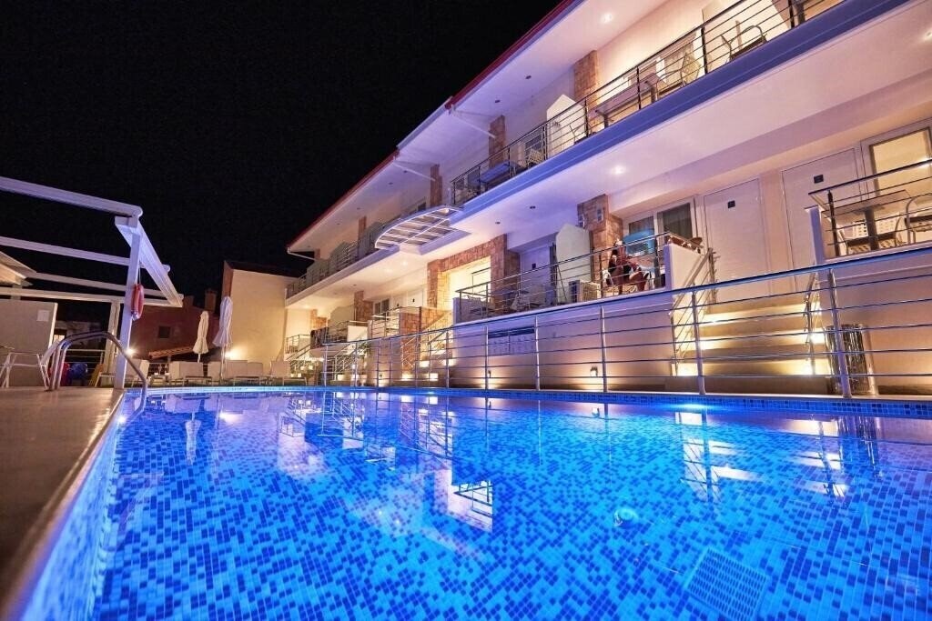 Вид Nikiti Comfort Apart Hotel апартаменты