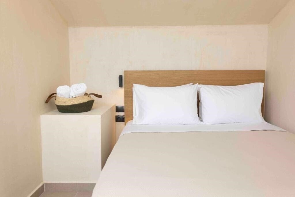 Панорама Pnoes Luxury Suites 4*