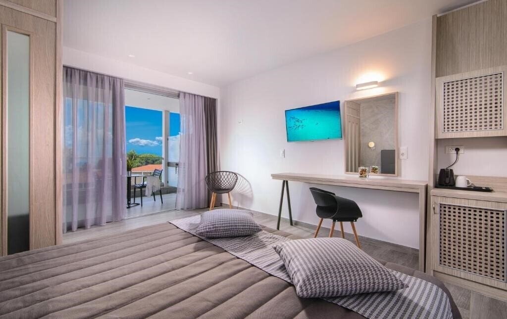 Вид Lagomandra Beach Hotel 4*