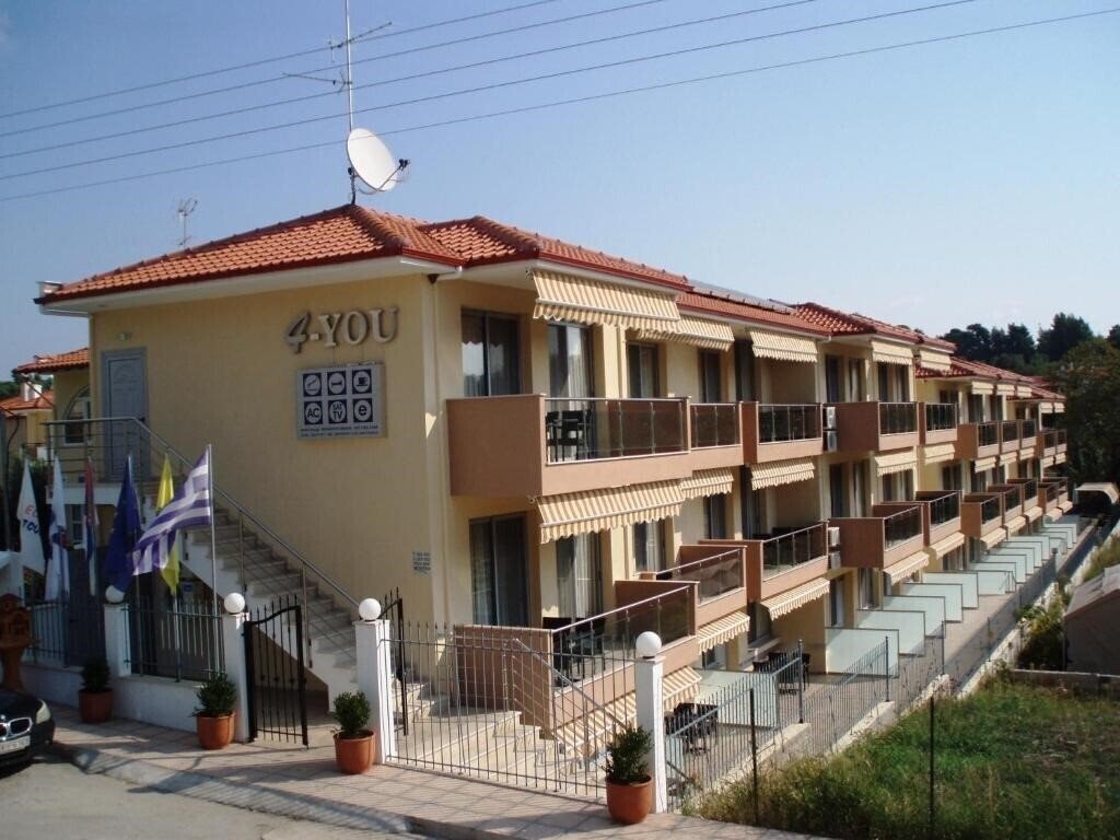 Панорама 4-You Apartments 3*