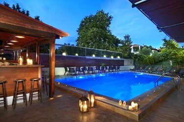 Отель Angelina Hotel 2*