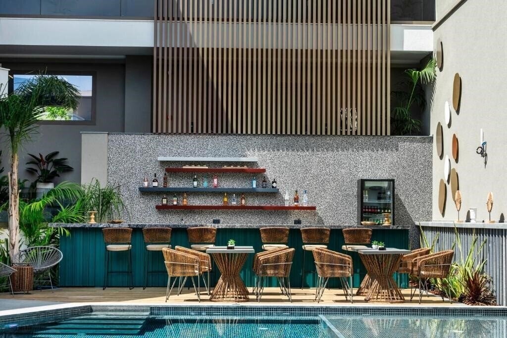 Вид Luuks Luxury Accommodation 4*