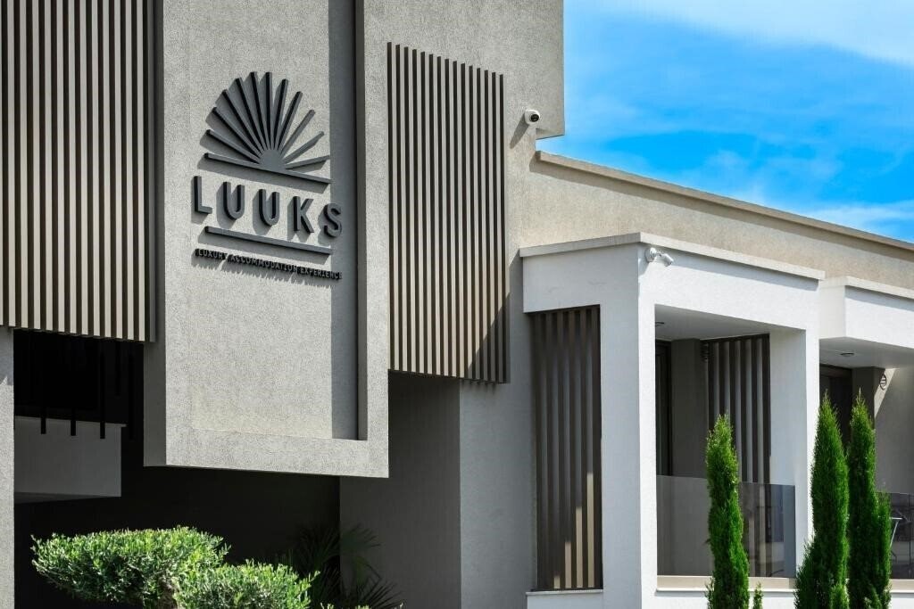 Территория Luuks Luxury Accommodation 4*