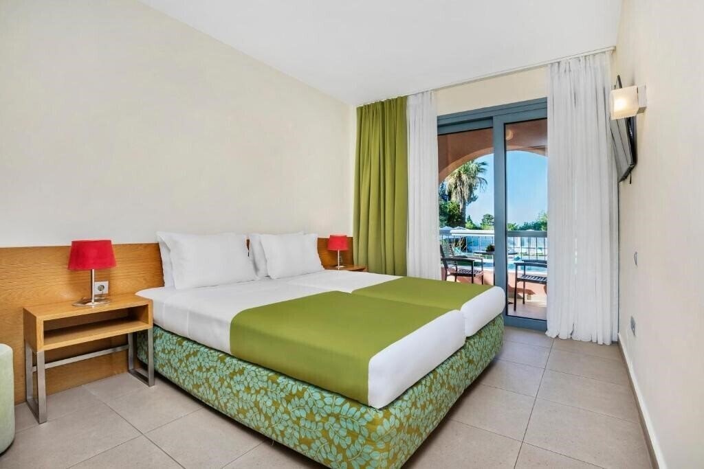 Апартаменты Hotel Hanioti Village & SPA 3*