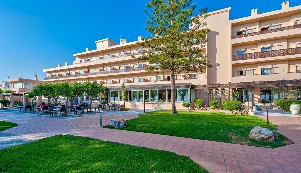 Картинка Giannoulis Santa Marina Beach 4*