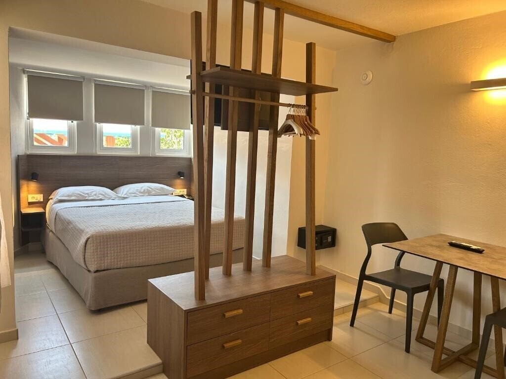 Вид Stefan Village Hotel Apartments 4*