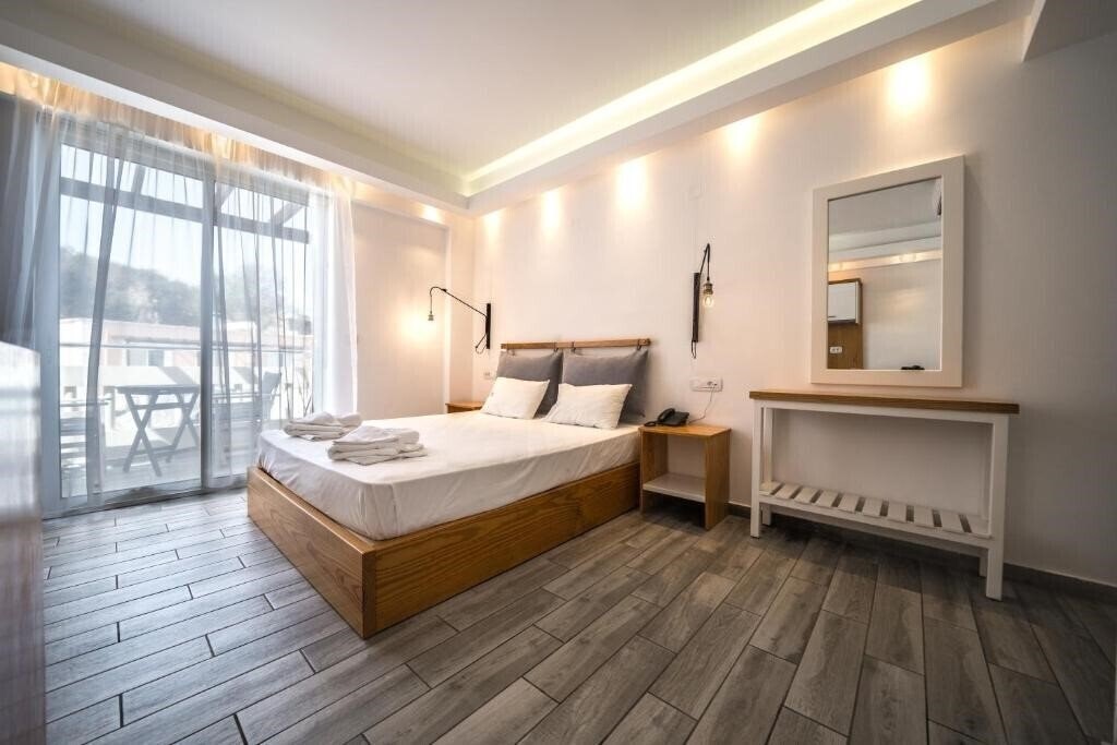 Вид Porto Kalamaki Hotel 2*