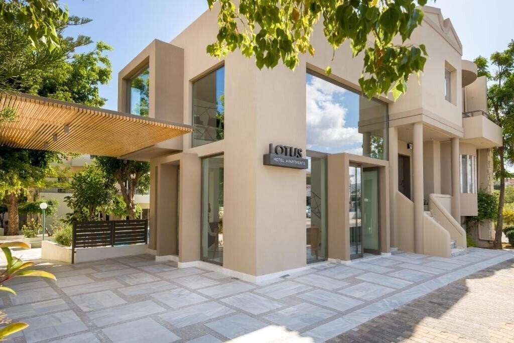 Вид Lotus Hotel Apartments 4*