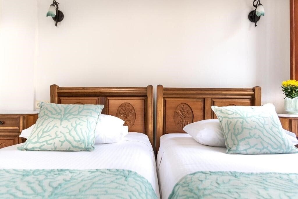 Панорама Anais Collection Hotels & Suites 3*