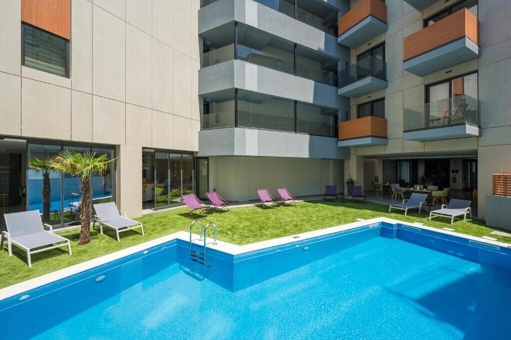 Фото Hyperion City 4*