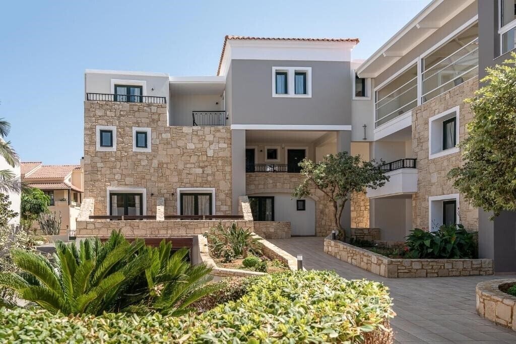 Панорама Elia Platanias 3*