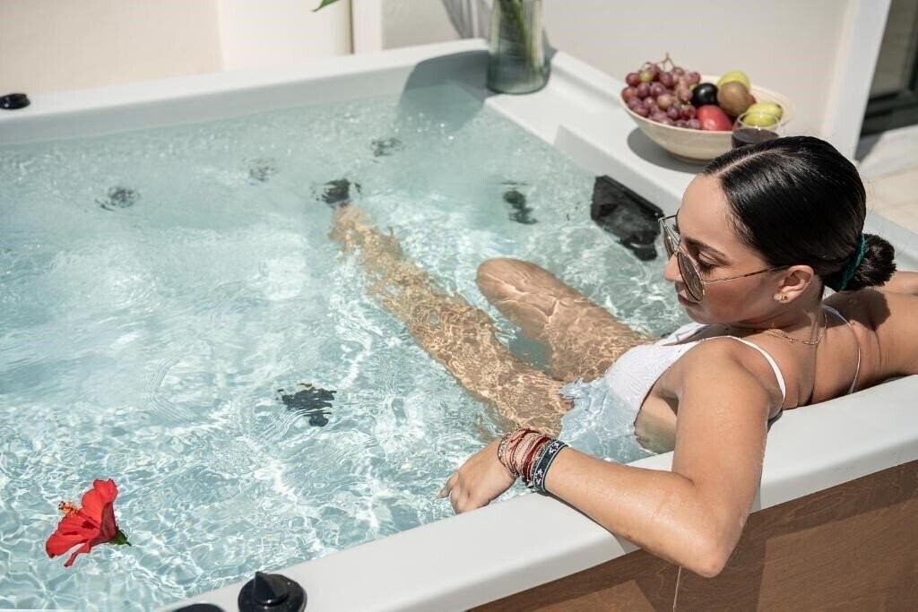 Апартаменти Elia Platanias 3*