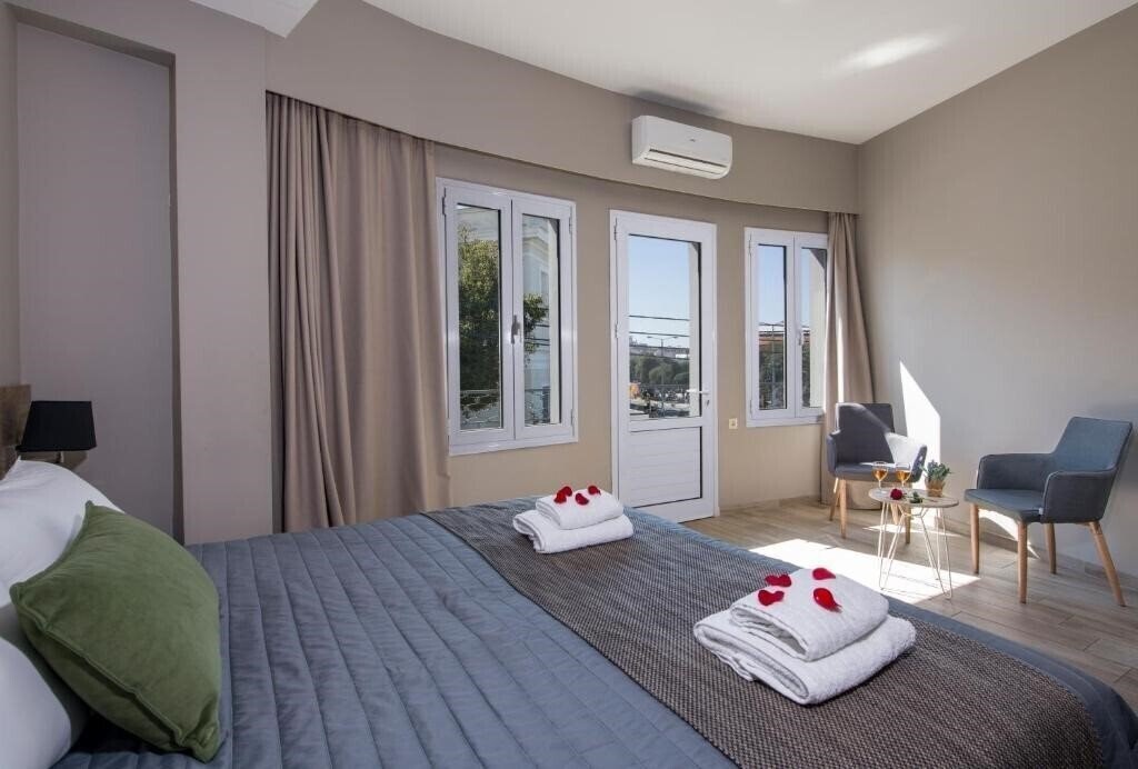 Территория Stoa Suites Chania 4*