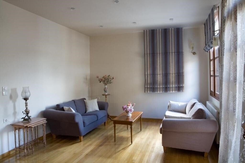 Панорама Thia Maria 4*