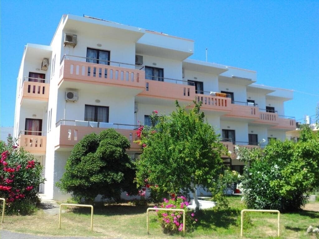 Отель Aparthotel Thodorou (ex. Thodorou Village) 3*