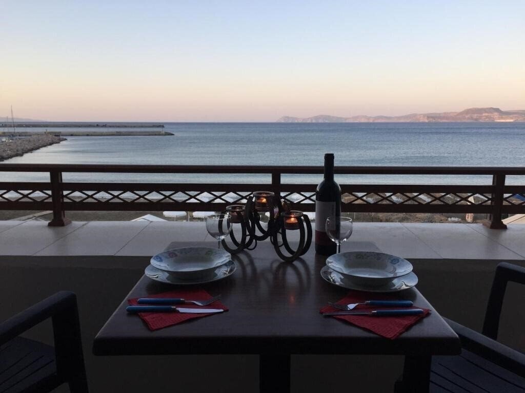 Вид Apollon Hotel 3*