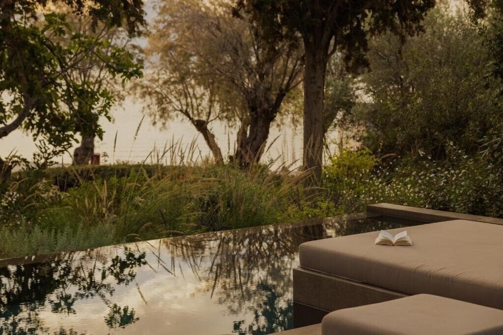 Вид Minos Beach Art Hotel 5*