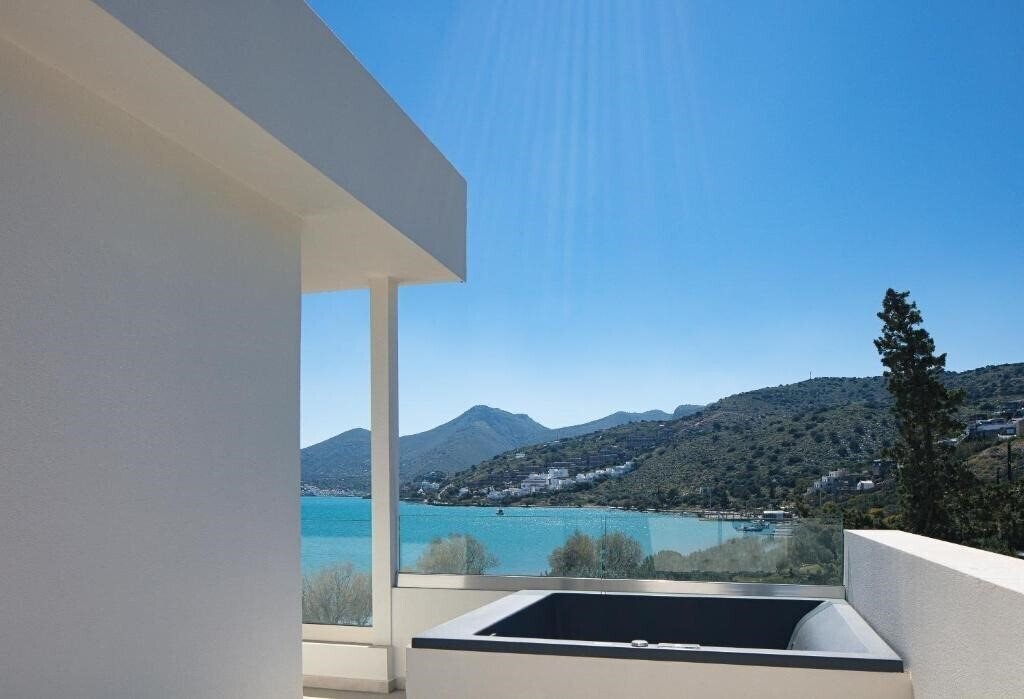 Территория Naiades Beach Hotel 5*