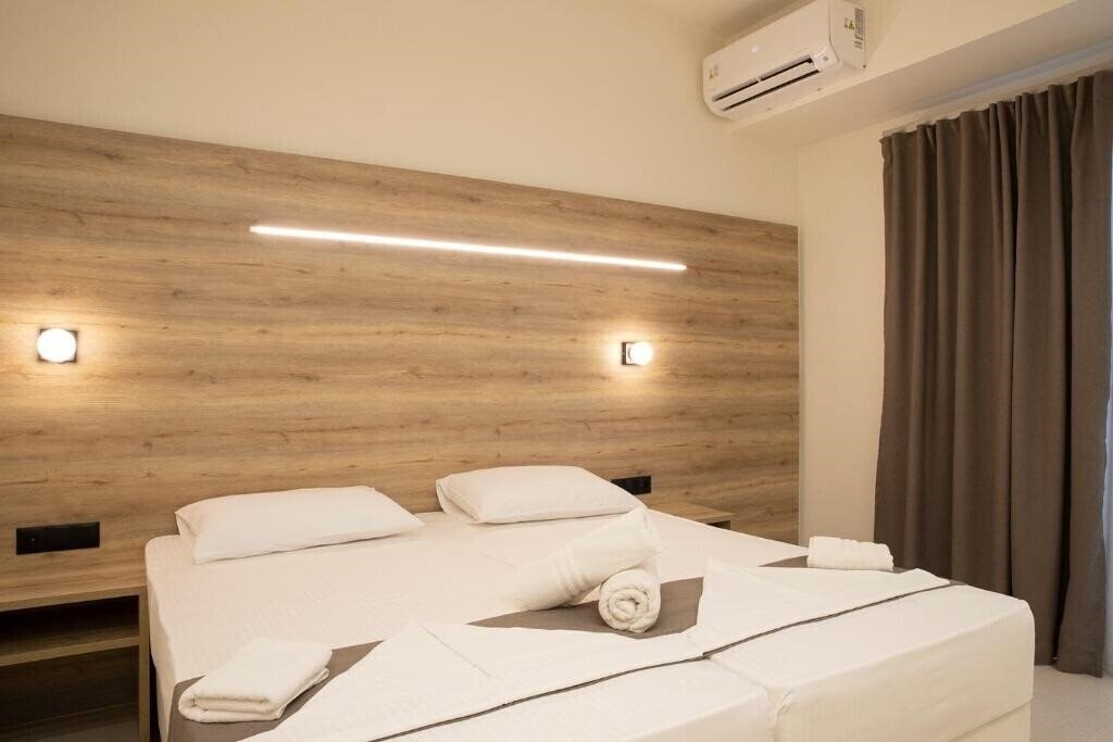 Вид Dafni Plus Hotel 4*